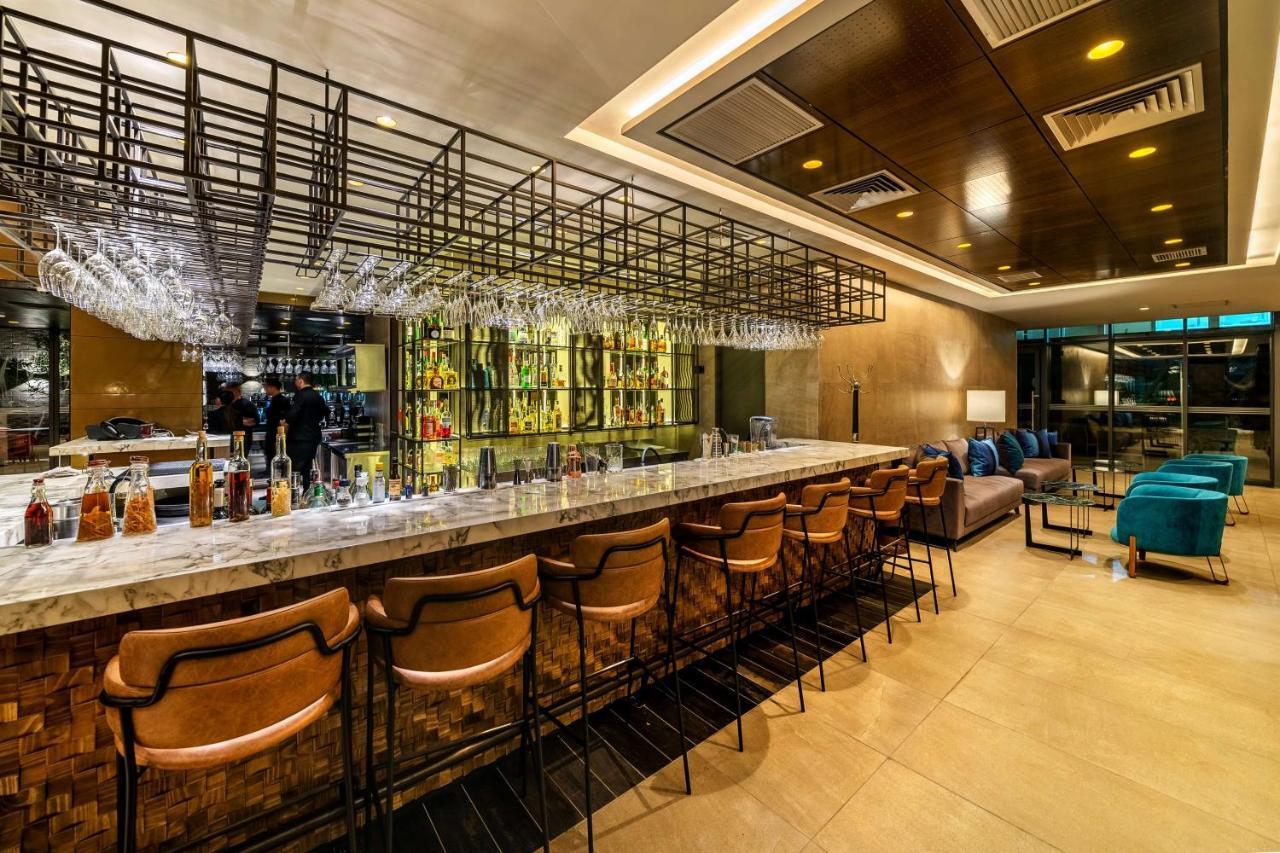 Hyatt Centric Las Condes Сантьяго Экстерьер фото